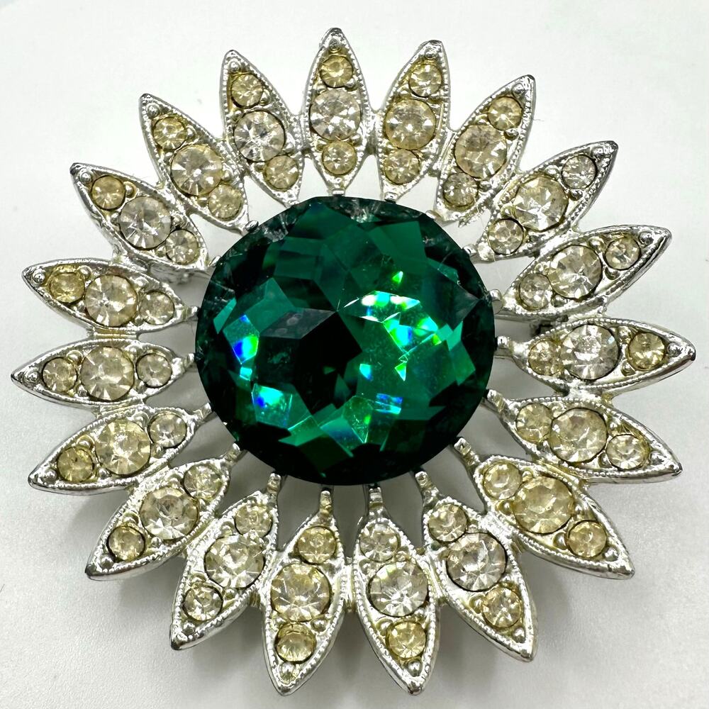 Sarah Coventry 1964 vintage silver tone green clear rhinestones Kathleen brooch